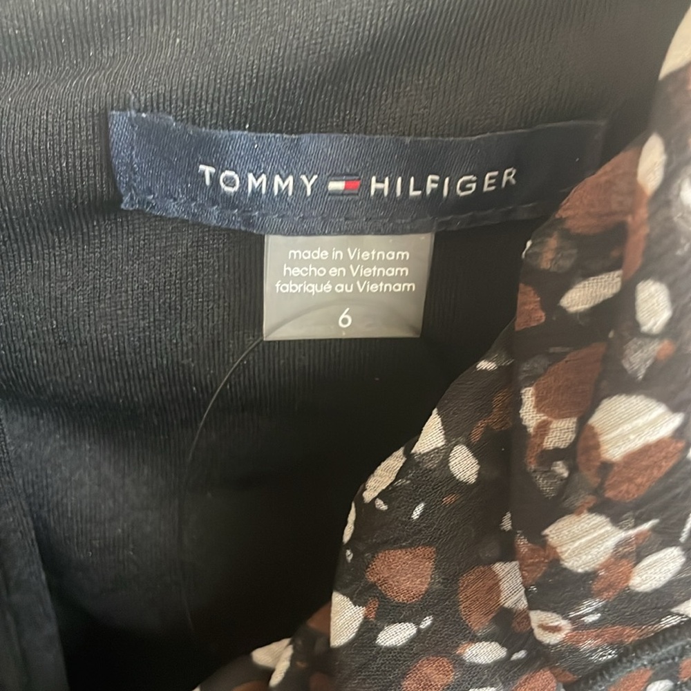 NWT Tommy Hilfiger ruffled dress - Picture 3 of 9